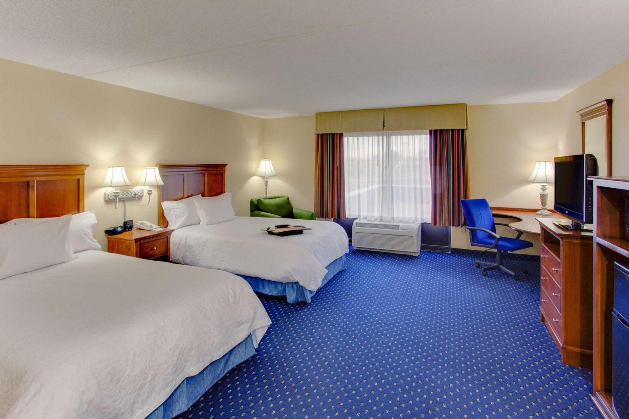 Hampton Inn And Suites Fredericksburg South Экстерьер фото